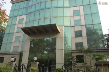 semi furnished office space in okhla phase -III, South Delhi