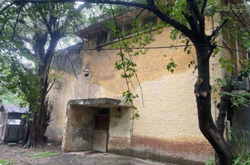 plot for sale in okhla estate, south delhi