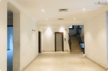 INDEPENDENT BUNGALOW - JOR BAGH, CENTRAL DELHI