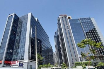 Magnum Tower 2, Sector-58, Golf Course Extension Road, Gurugram