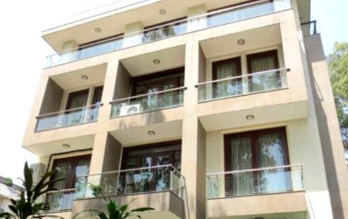 Floors in SAFDARJUNG DEVELOPMENT AREA, NEW DELHI