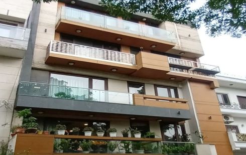 BUILDER FLOORS FOR SALE, Defence Colony