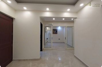 Brand-new Builder Floor For rent in Green Park extension