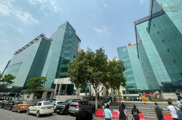 The Correnthum, Sector - 62 Noida