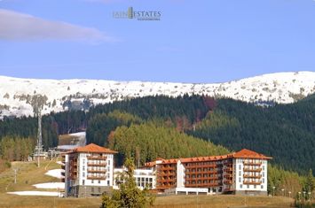MOST PICTURESQUE BIGGEST RESORT OF MANALI FOR SALE