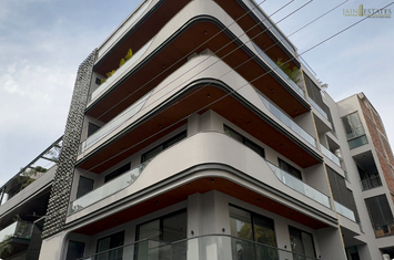BUILDER FLOORS FOR SALE, SAFDARJUNG DEVELOPMENT AREA 