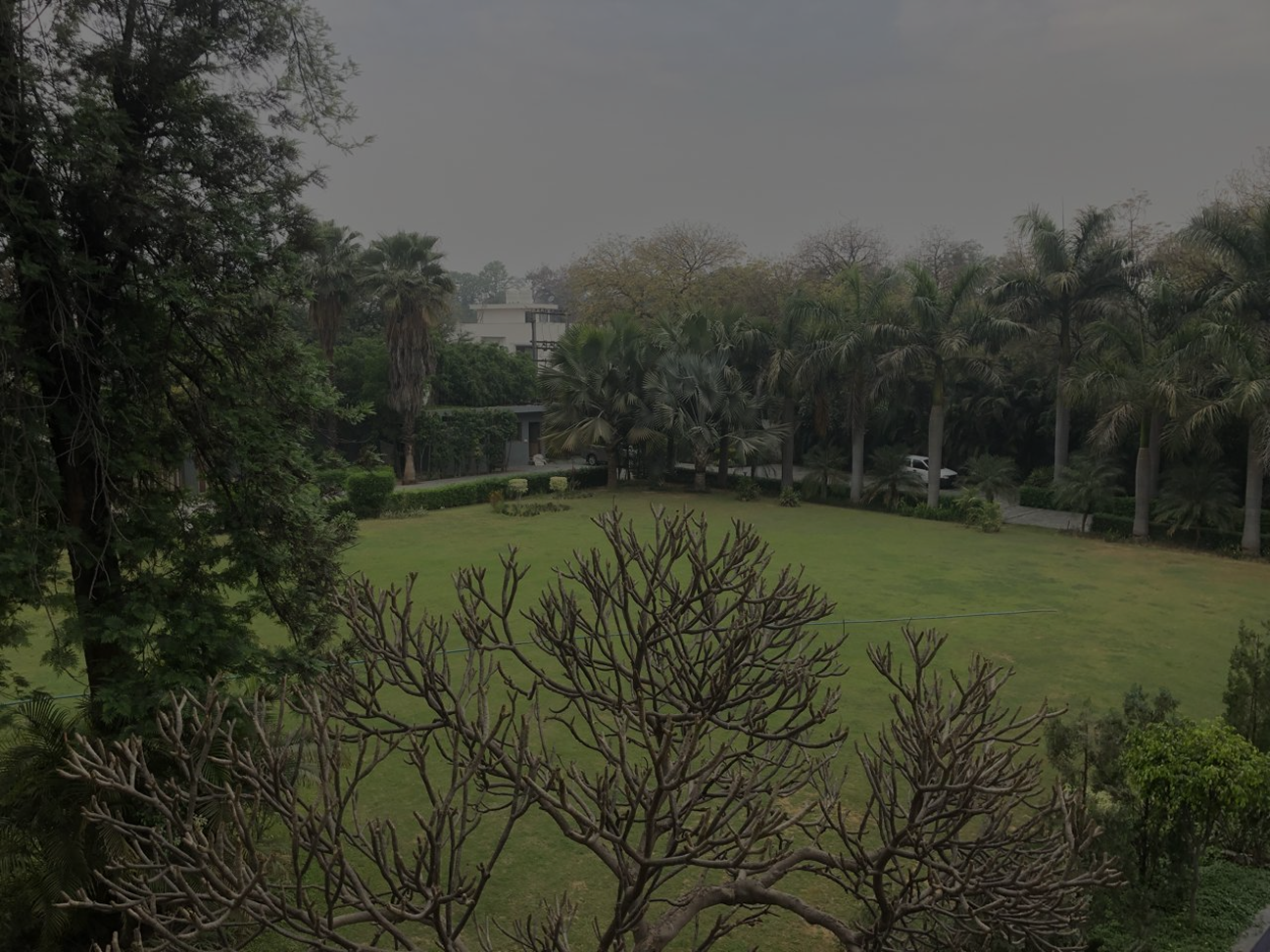 MG ROAD FARMHOUSES, DELHI